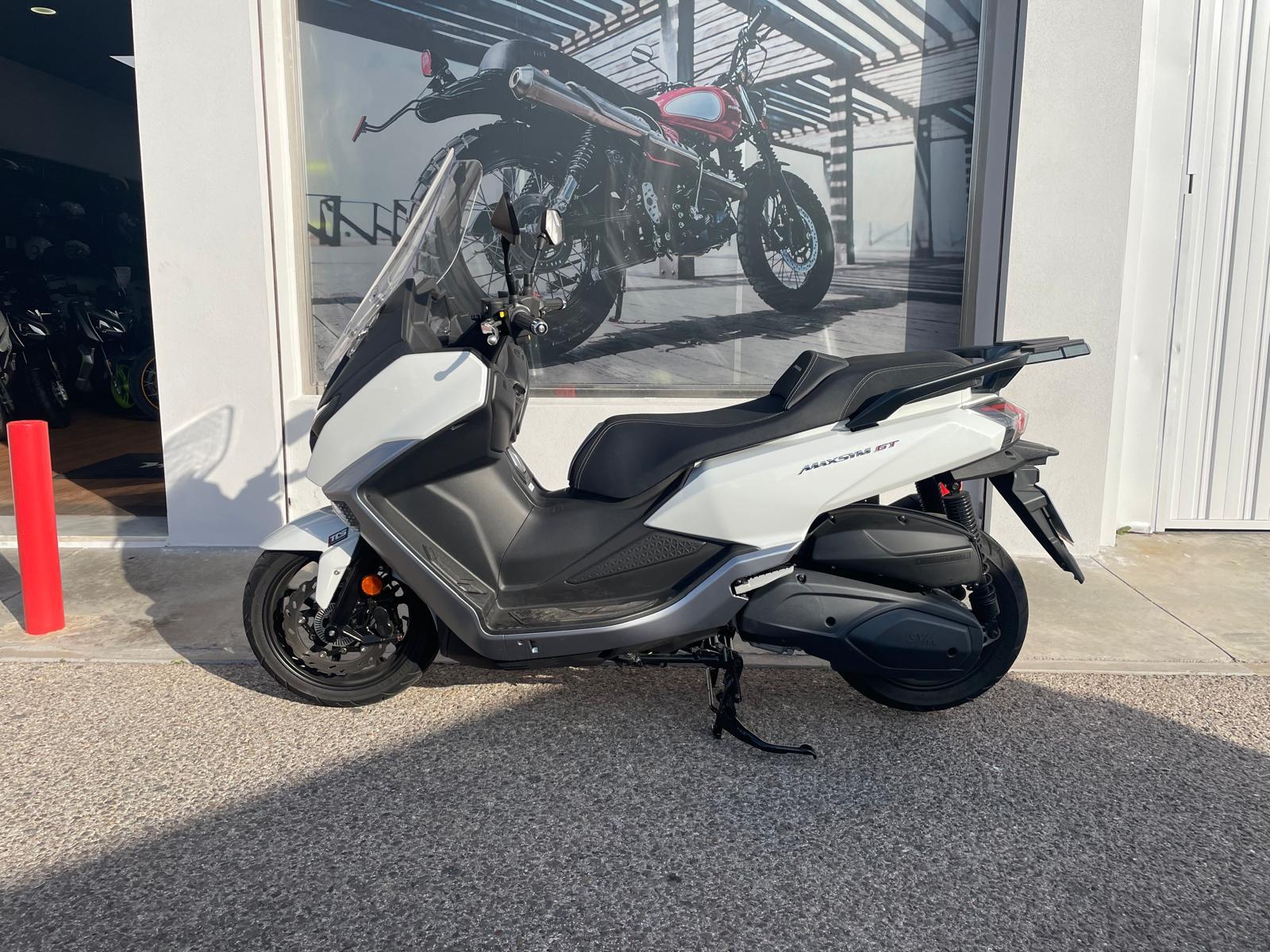 MAXSYM 400i GT